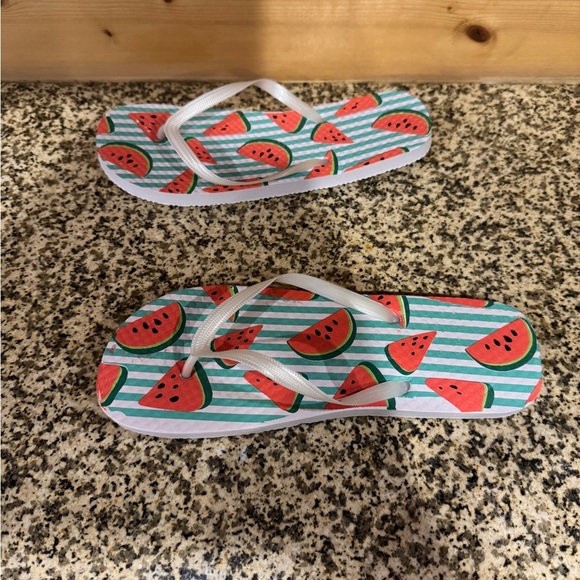 Watermelon Print Flip Flops Women 7/8 - Picture 3 of 4